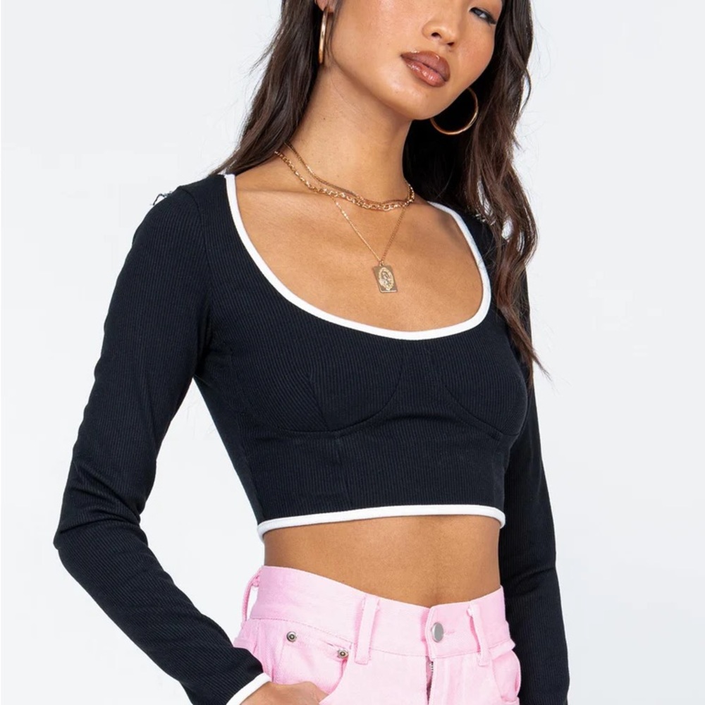 Princess Polly Bowen Long Sleeve Top - Picture 2 of 6
